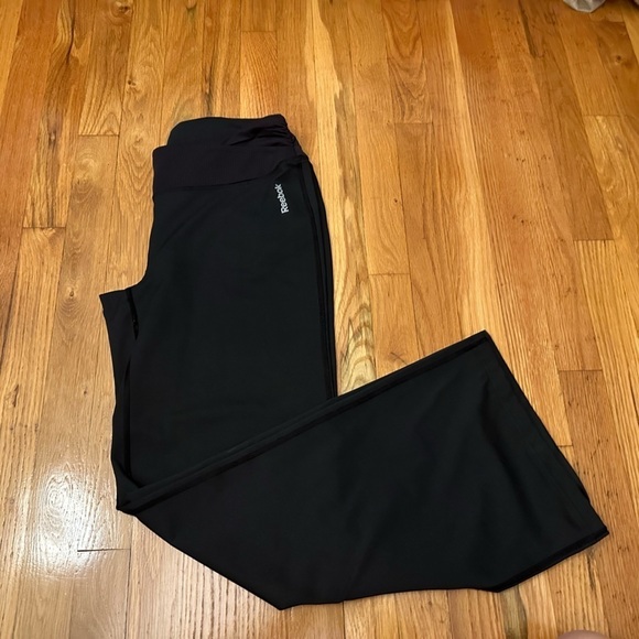 Reebok Pants - Reebok Women’s Black Flare Leggings Size Medium